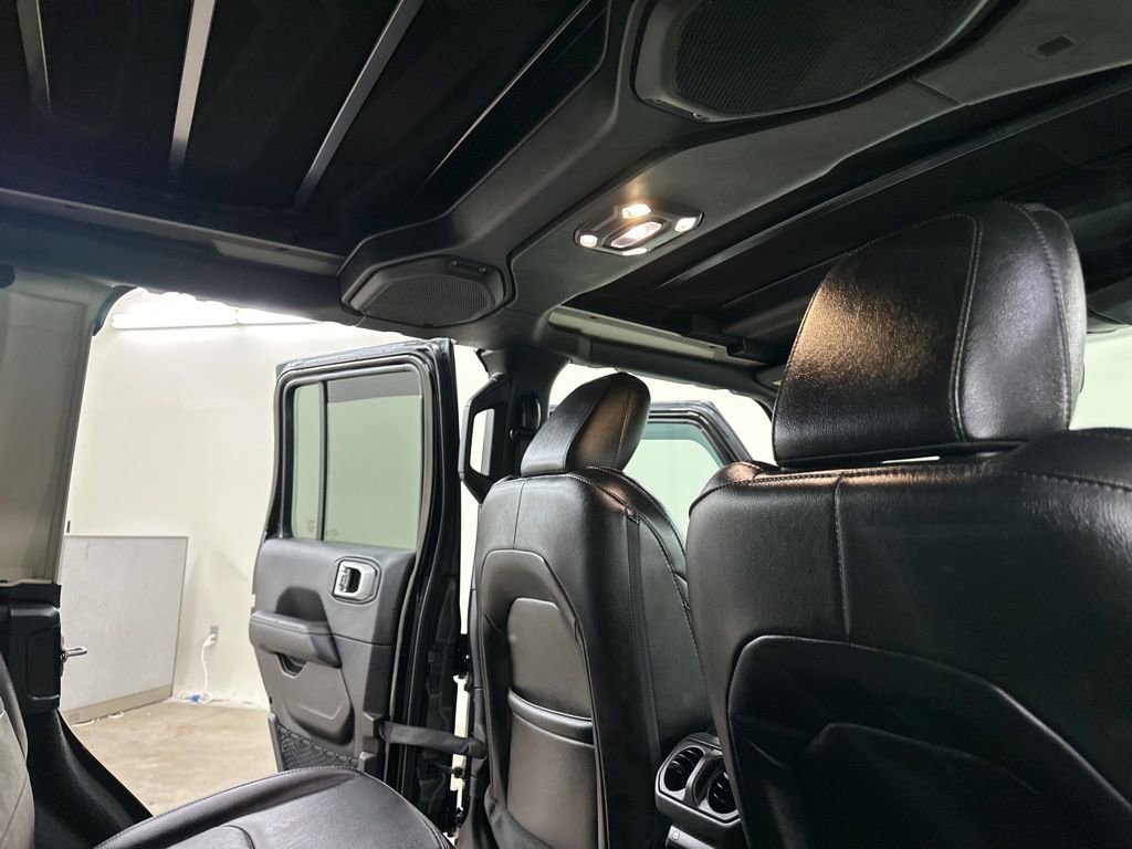 Used 2023 Jeep Wrangler Unlimited Sahara w/ Cold Weather Group image 22