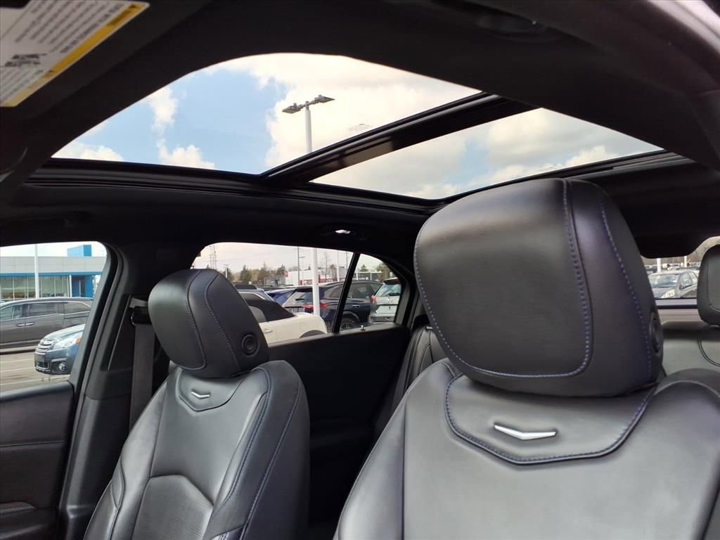 Certified 2024 Cadillac XT4 Sport AWD/4WD image 18