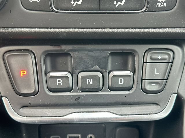 Used 2020 GMC Terrain SLE AWD/4WD image 19