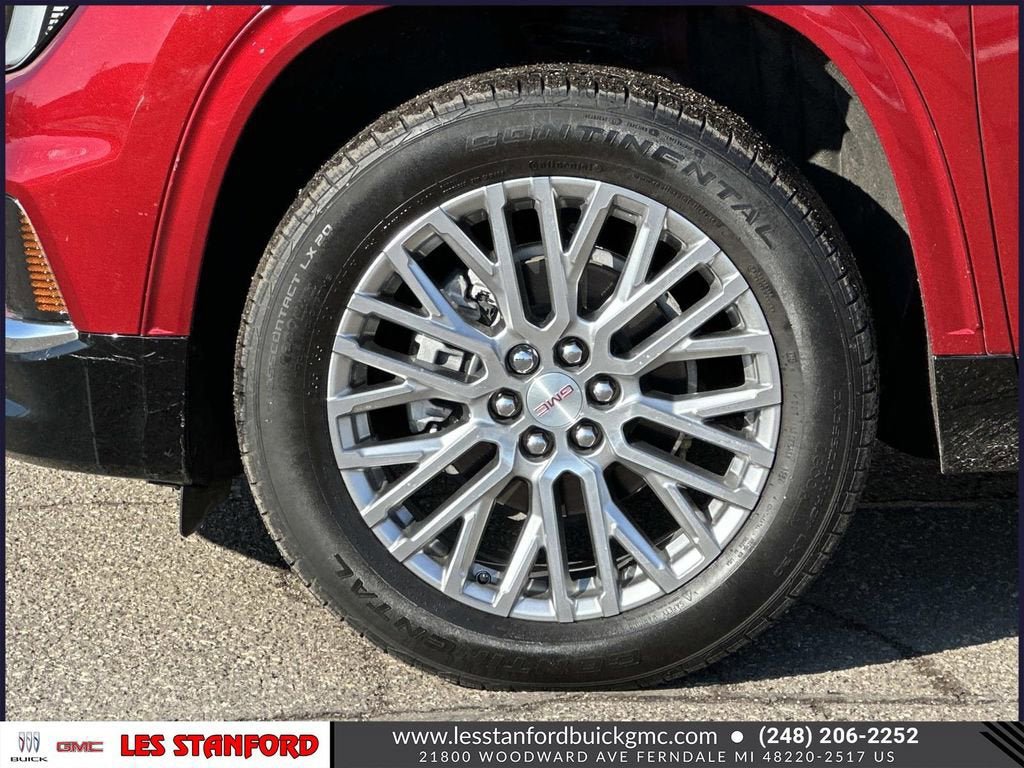 Used 2024 GMC Acadia Denali image 10