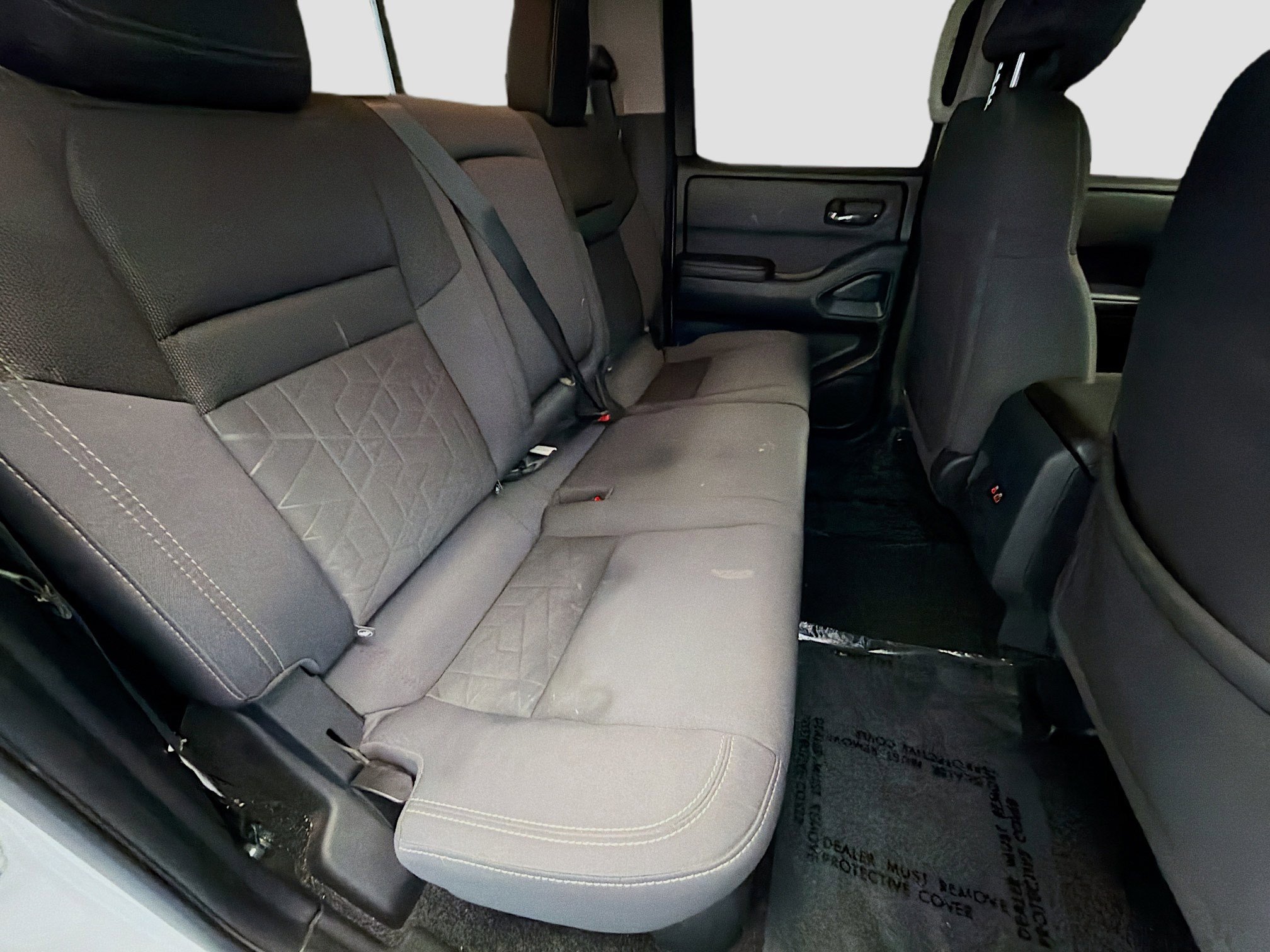 Used 2025 Nissan Frontier SV RWD image 14