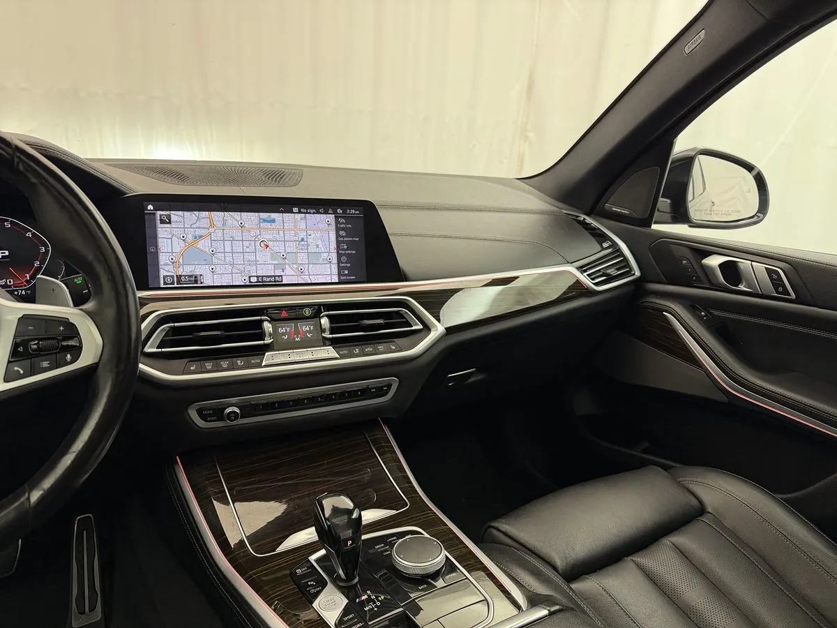 Used 2020 BMW X5 M50i AWD/4WD image 18