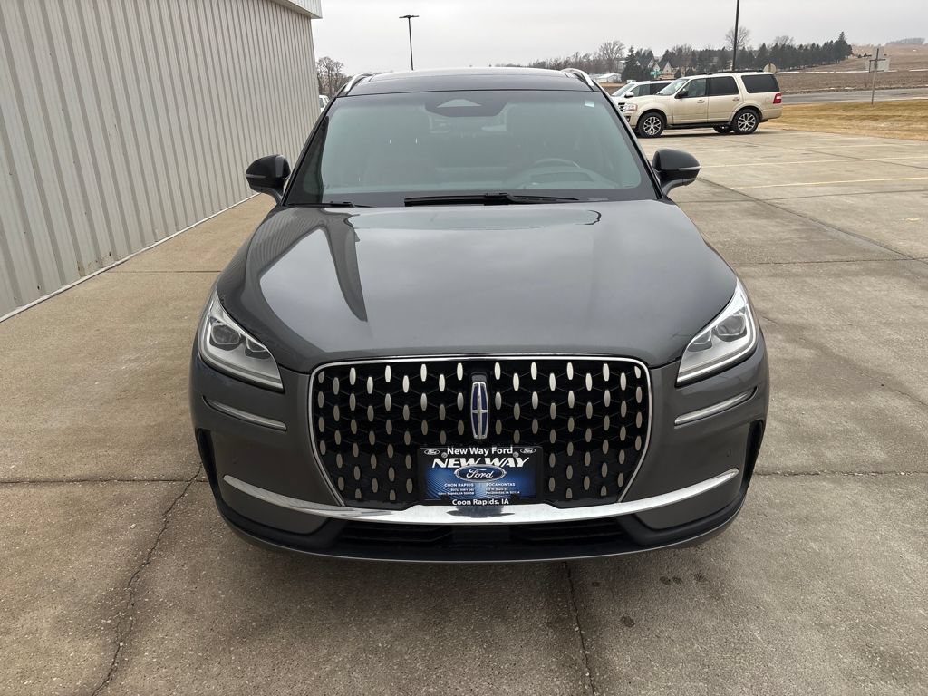 Used 2023 Lincoln Corsair Grand Touring w/ Equipment Group 302A AWD/4WD image 2