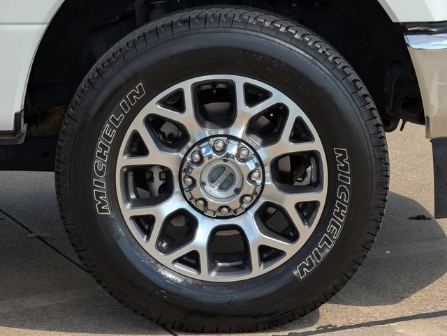 Used 2022 Ford F250 Lariat w/ Lariat Value Package AWD/4WD image 12