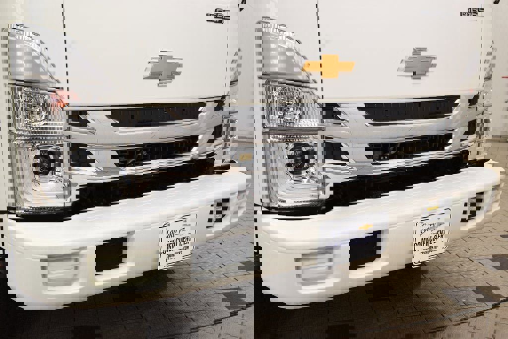 Used 2024 Chevrolet Low Cab Forward 5500XG image 7