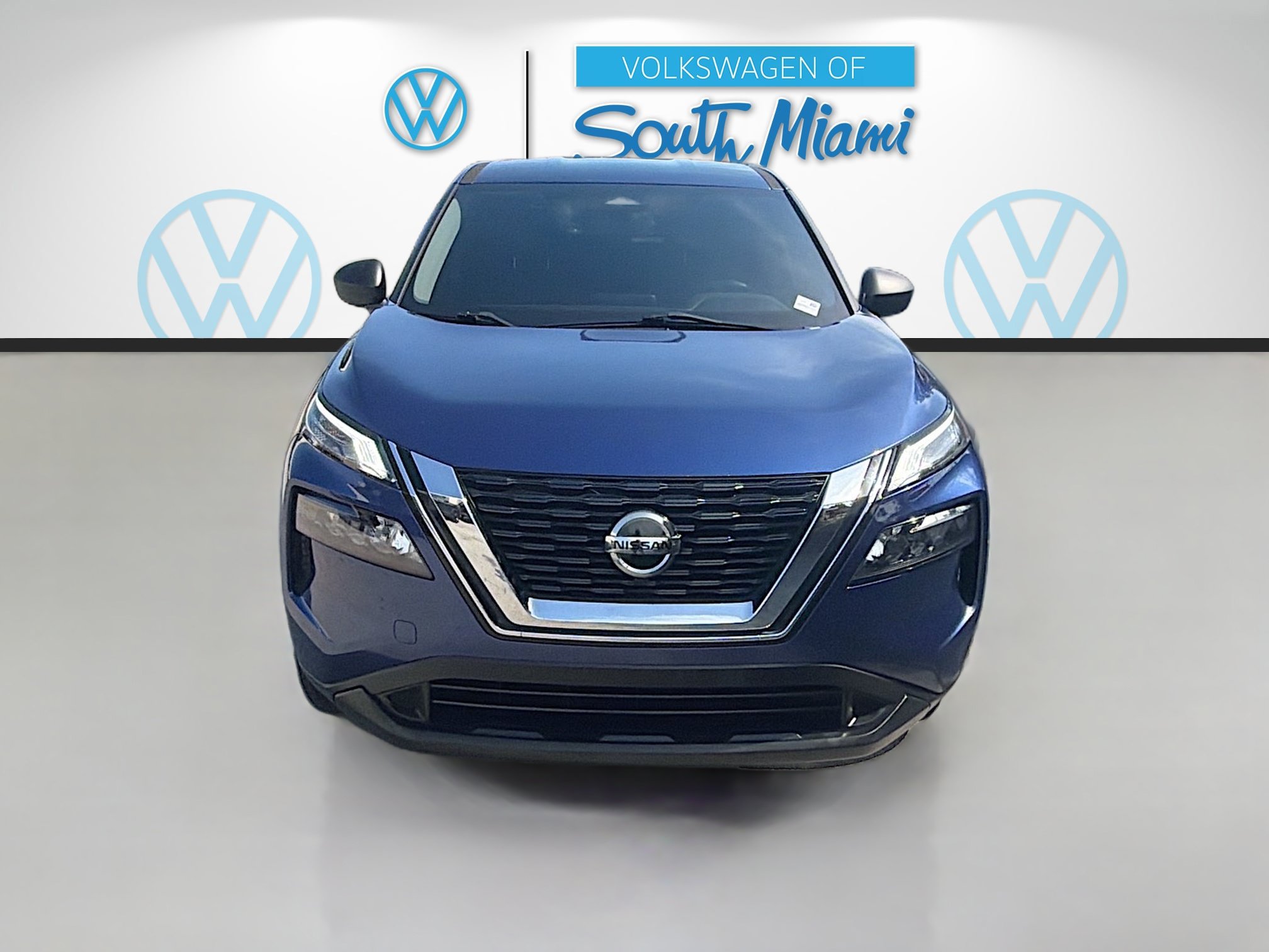 Used 2021 Nissan Rogue S FWD image 2