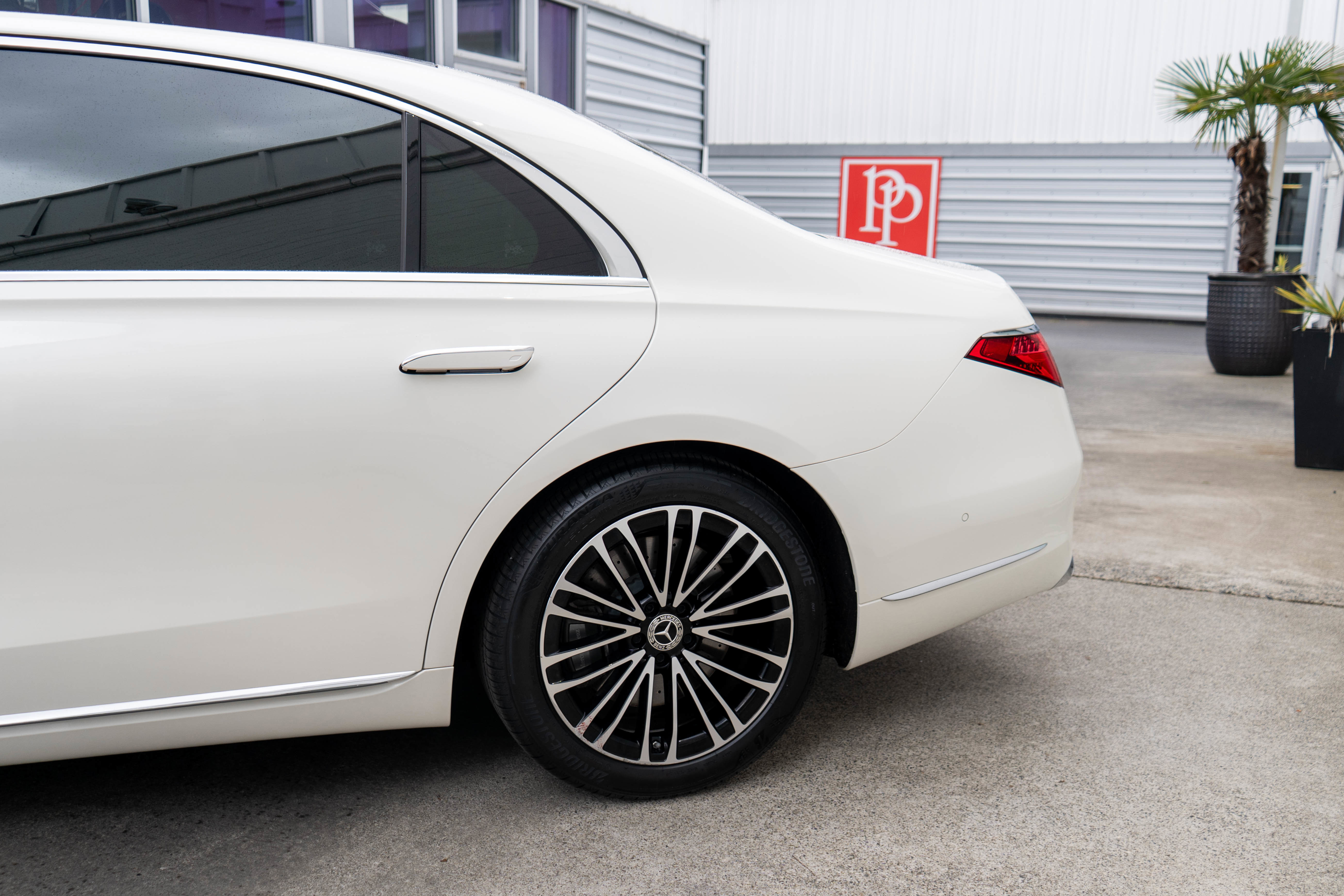 Used 2021 Mercedes-Benz S 580 4MATIC Sedan image 5