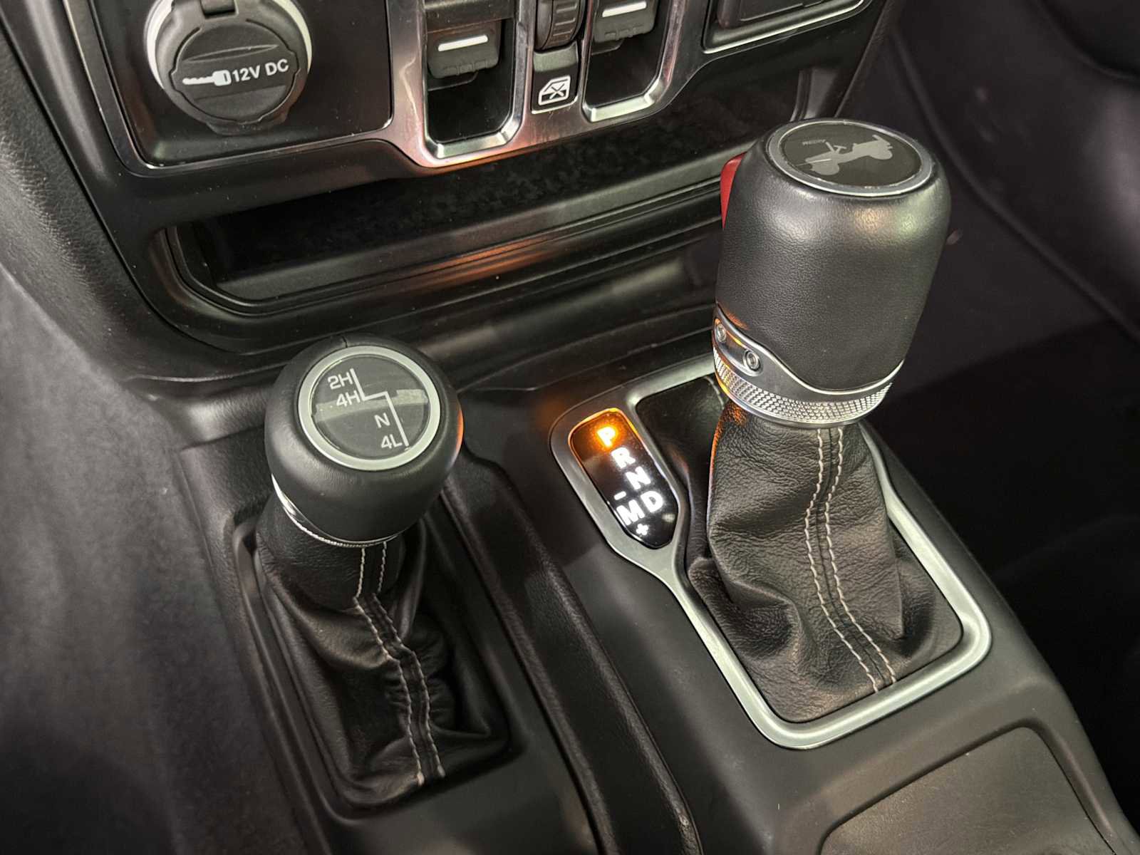 Used 2022 Jeep Wrangler Unlimited Sahara w/ Cold Weather Group image 35