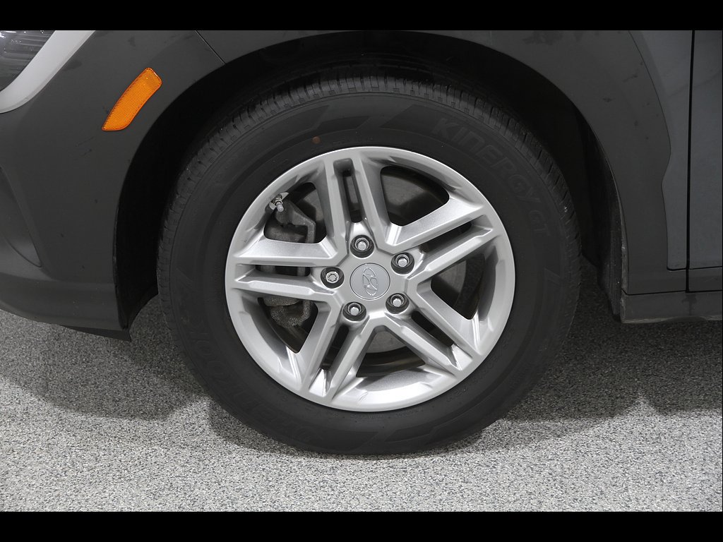 Certified 2023 Hyundai Kona SE AWD/4WD image 22