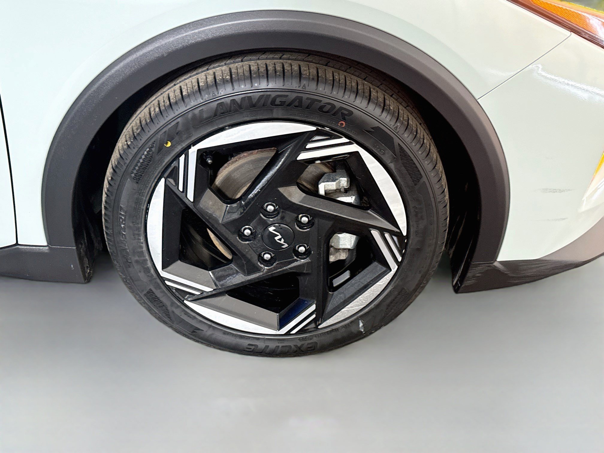 Used 2025 Kia K4 EX FWD image 32
