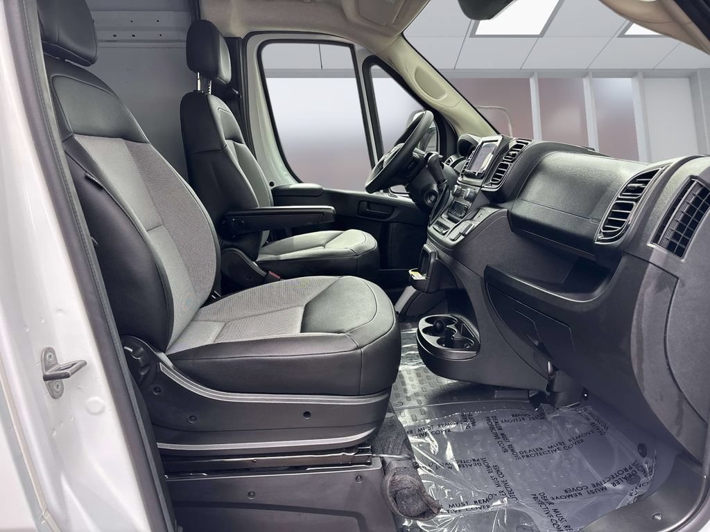 Used 2026 RAM ProMaster 2500 w/ Convenience Group FWD image 17