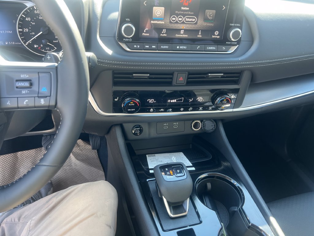 Certified 2026 Nissan Rogue SV w/ SV Premium Package AWD/4WD image 19
