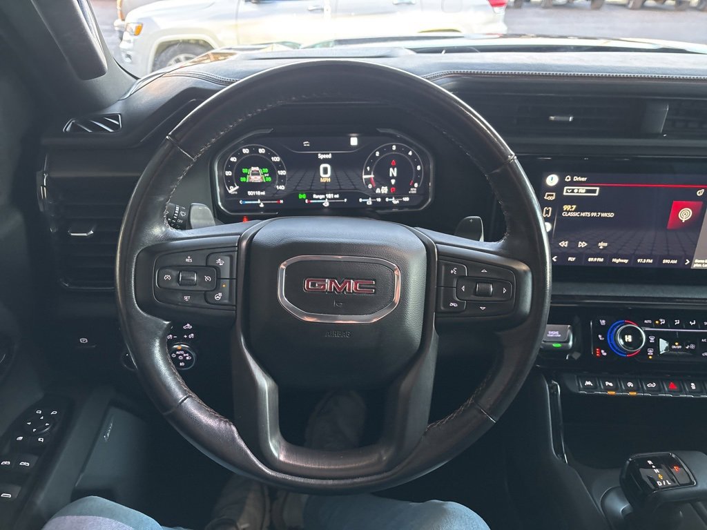 Used 2022 GMC Sierra 1500 AT4 w/ AT4 Premium Package image 11