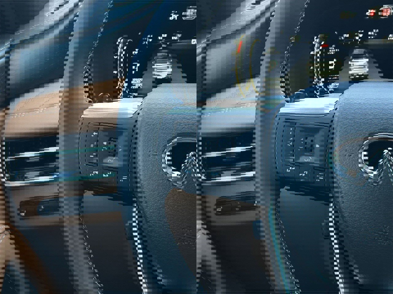 New 2026 INFINITI QX60 Autograph image 15