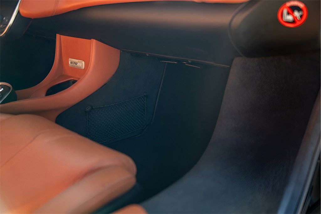 Used 2017 McLaren 570S image 44