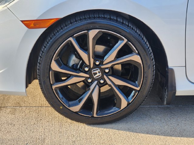Used 2019 Honda Civic Sport image 17
