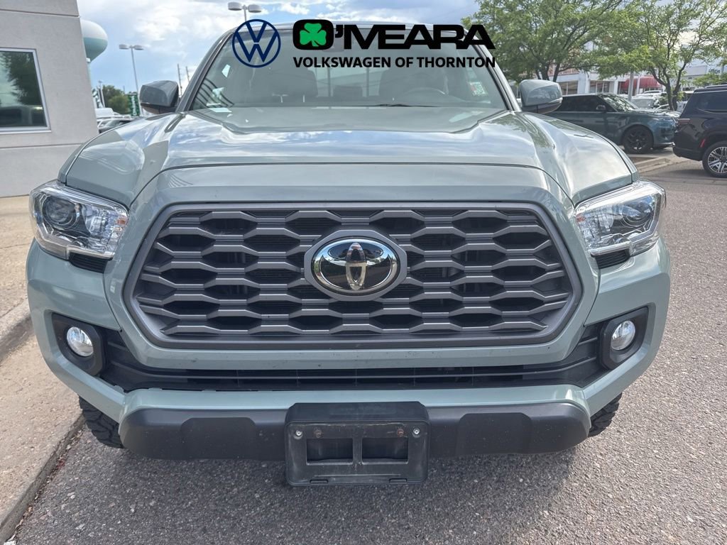 Used 2022 Toyota Tacoma TRD Off-Road AWD/4WD image 3
