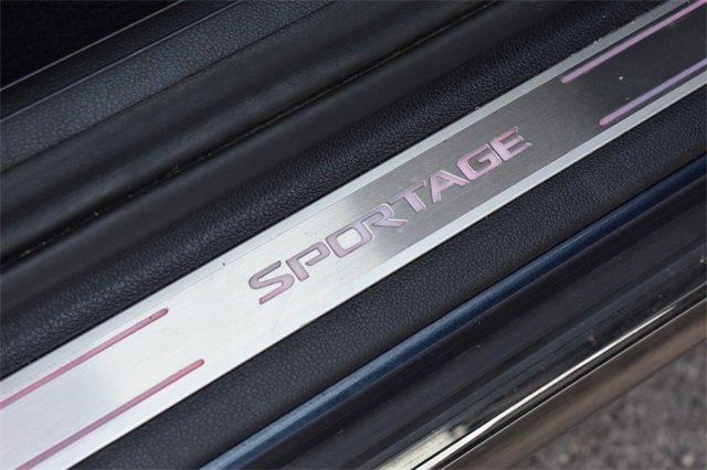 Certified 2022 Kia Sportage SX image 17