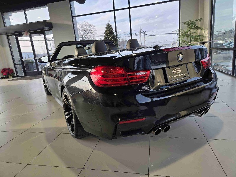 Used 2016 BMW M4 Convertible image 13