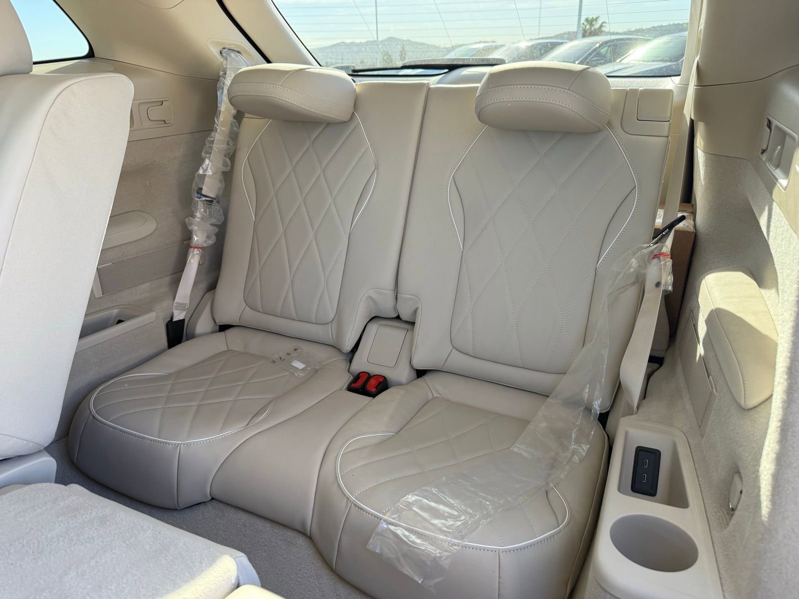 New 2026 Mercedes-Benz EQS 550 4MATIC SUV image 28