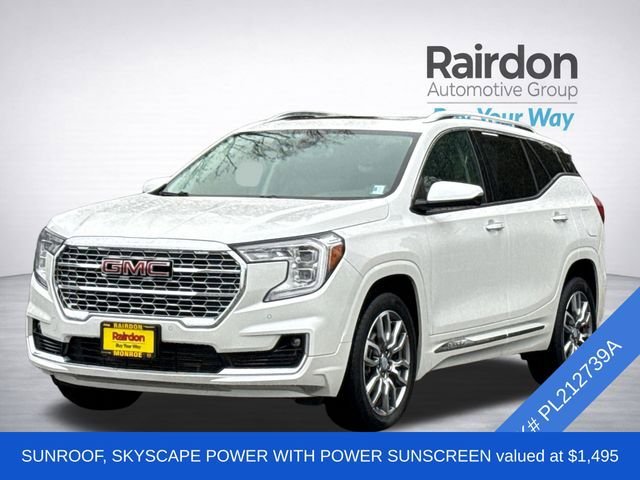Used 2023 GMC Terrain Denali w/ LPO, Floor Liner Package image 2