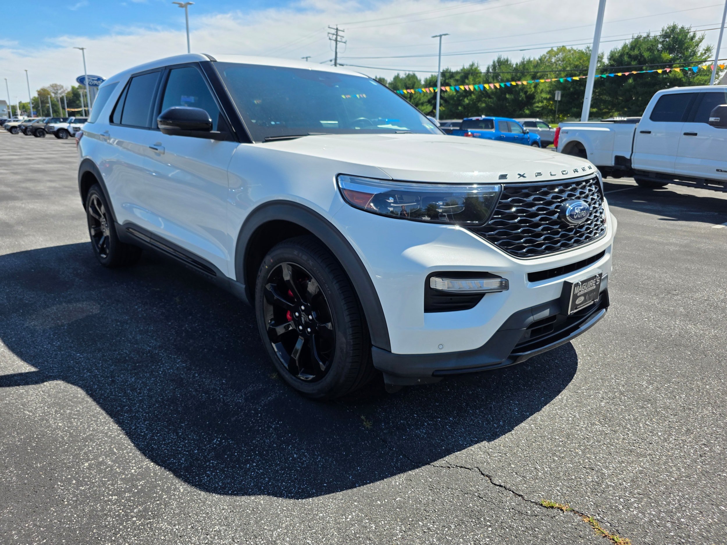 Certified 2022 Ford Explorer ST w/ Equipment Group 401A AWD/4WD image 7