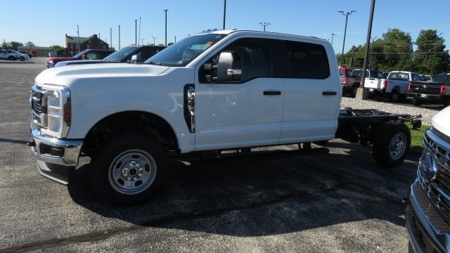 New 2026 Ford F350 XL image 4