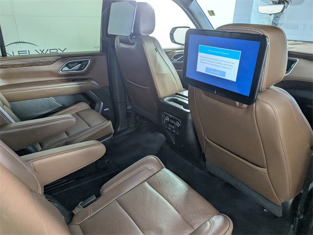 Used 2021 Chevrolet Suburban High Country image 21