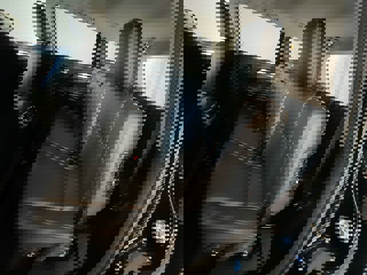 Used 2018 Toyota Highlander XLE image 23