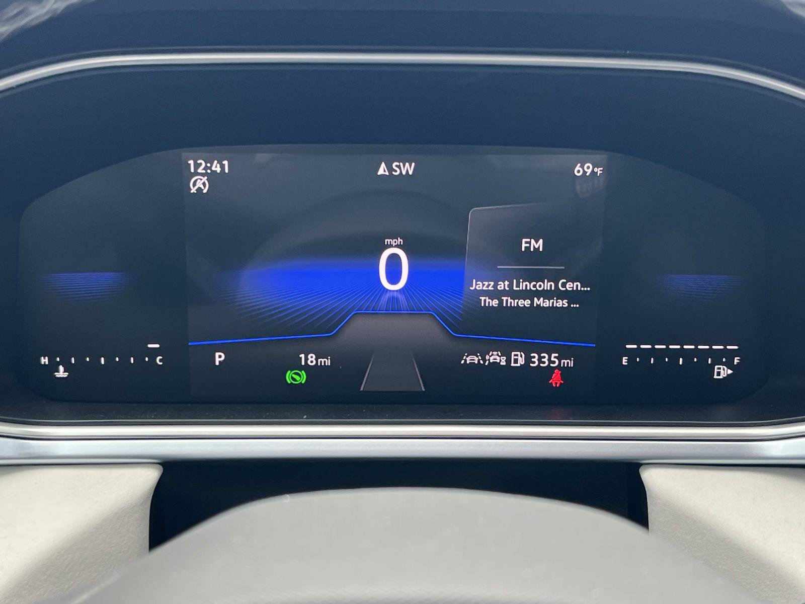 New 2026 Volkswagen Taos SE FWD image 11
