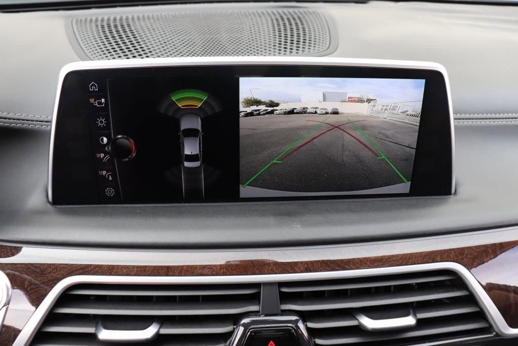 Used 2016 BMW 740i RWD image 47