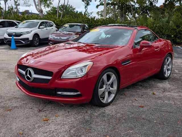Used 2012 Mercedes-Benz SLK 350 image 3