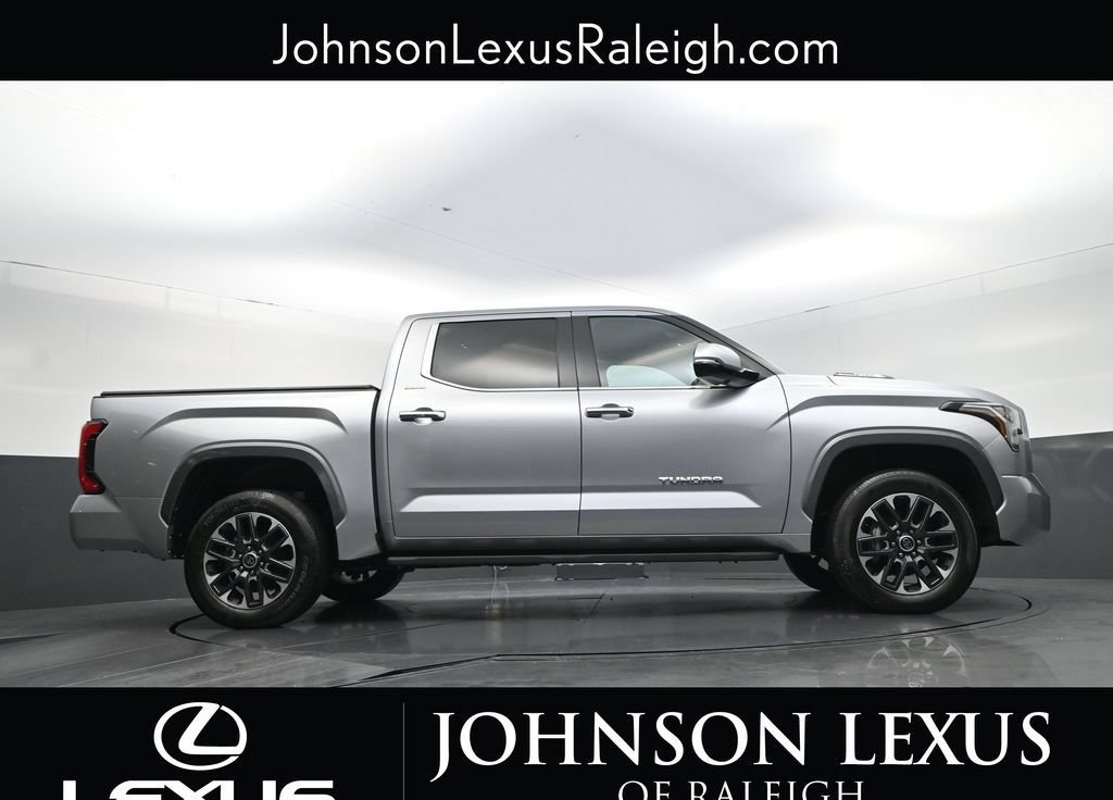 Used 2024 Toyota Tundra Limited AWD/4WD image 21