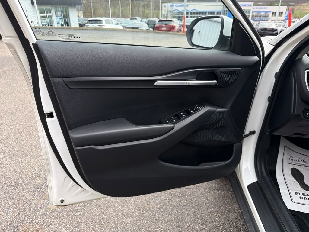 Certified 2023 Kia Seltos LX image 21