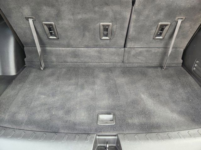 Used 2021 Chevrolet Traverse RS w/ LPO, Floor Liner Package FWD image 35