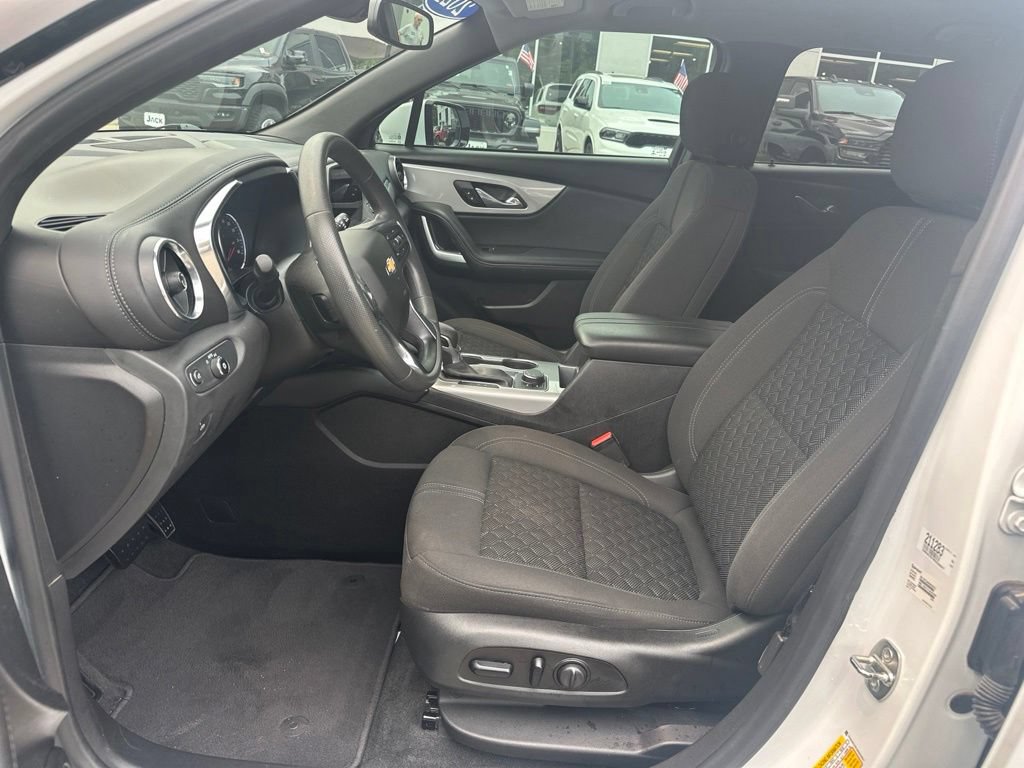 Used 2021 Chevrolet Blazer LT FWD image 15