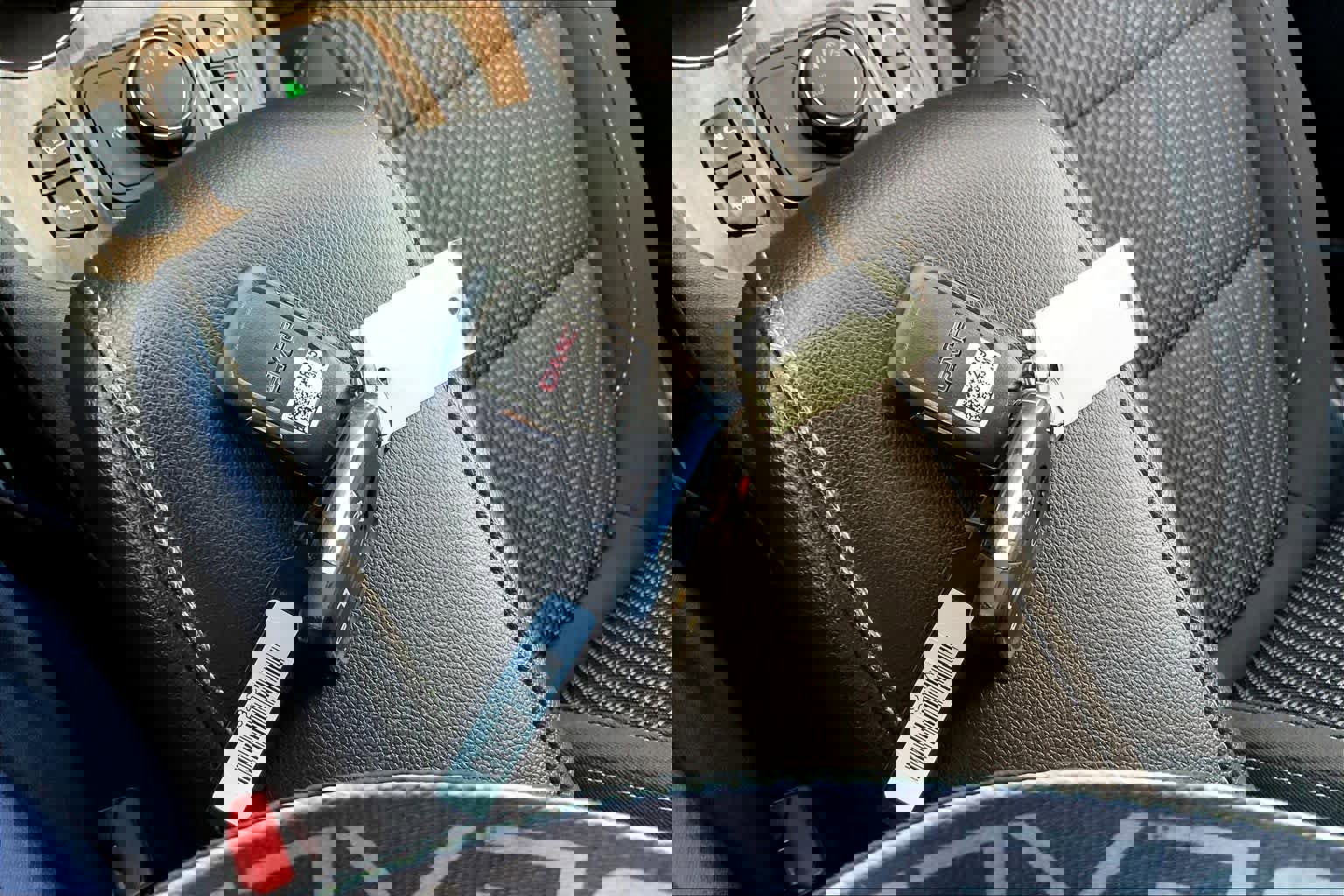 Certified 2023 GMC Acadia SLE w/ Driver Convenience Package image 13