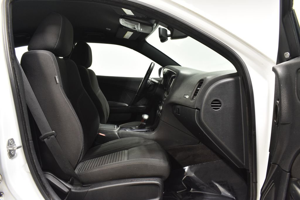 Used 2018 Dodge Charger GT w/ Blacktop Package image 31