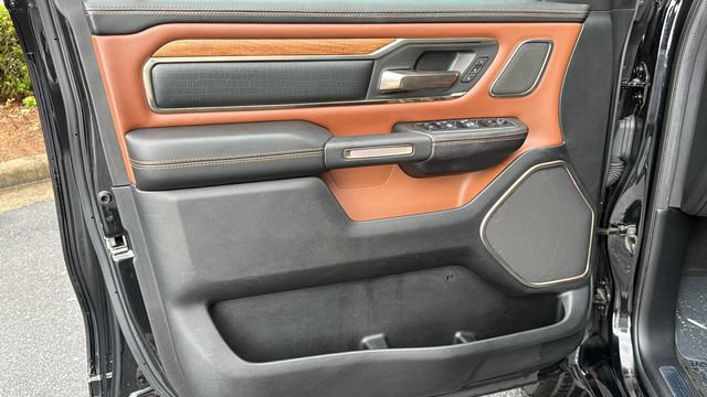 Used 2019 RAM 1500 Limited AWD/4WD image 10