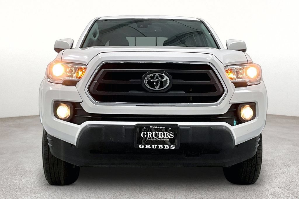 Used 2023 Toyota Tacoma SR5 RWD image 3