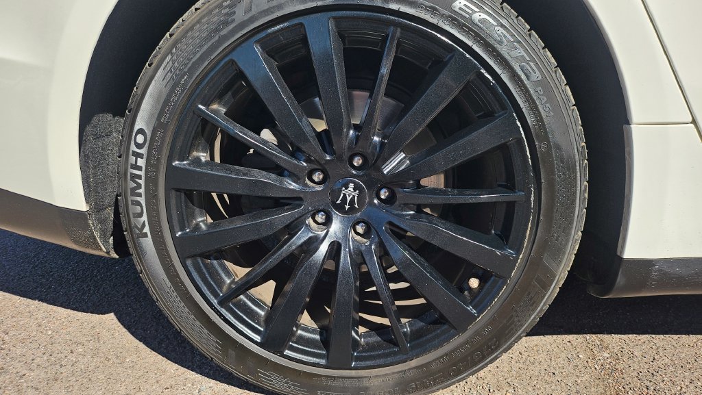 Used 2016 Maserati Ghibli RWD image 15