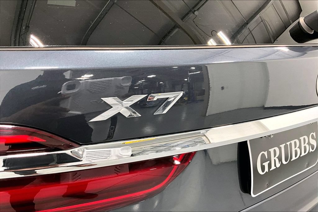 Used 2022 BMW X7 xDrive40i w/ M Sport Package AWD/4WD image 34
