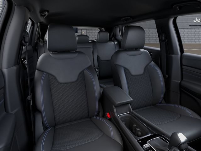 New 2026 Jeep Compass Latitude w/ Quick Order Package 29K AWD/4WD image 23
