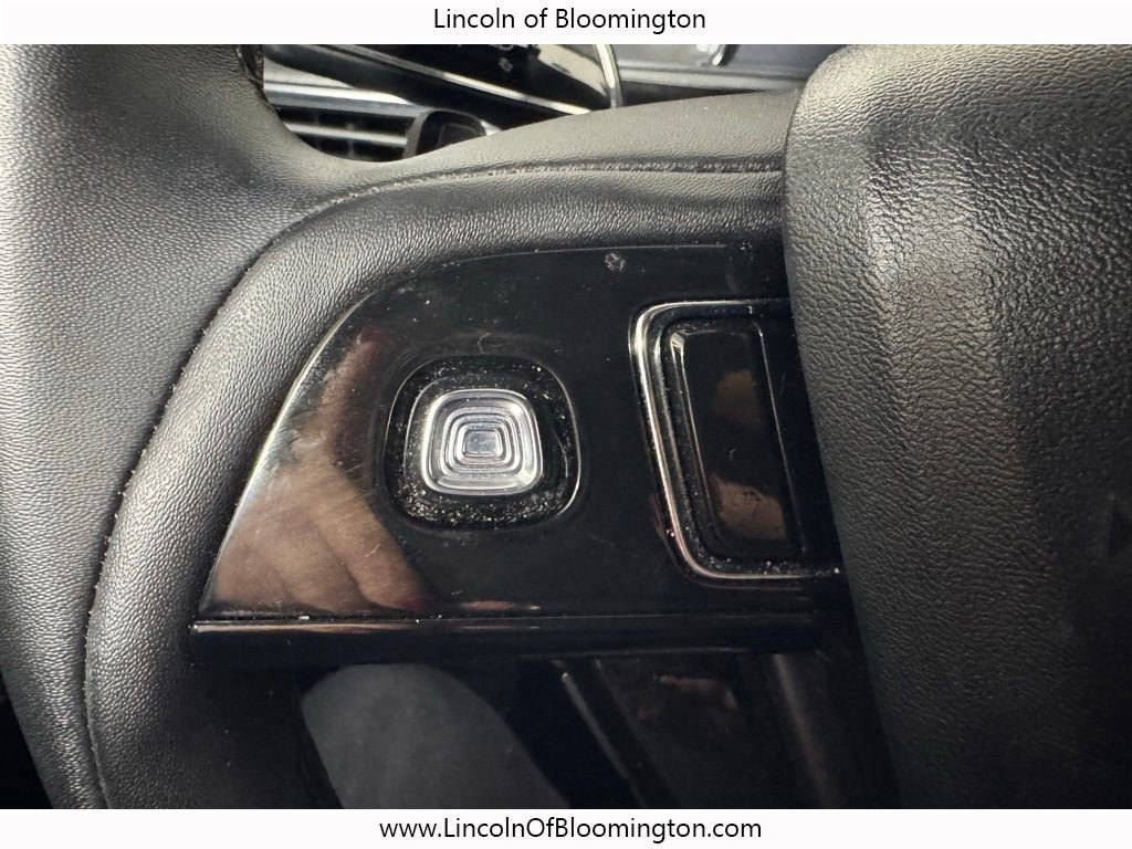 Used 2022 Lincoln Corsair AWD w/ Equipment Group 101A image 39