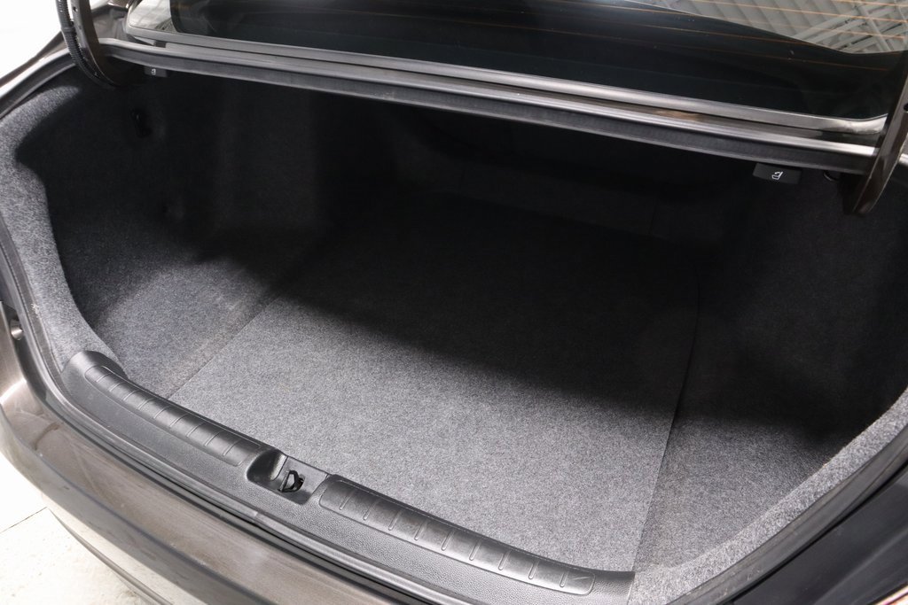 Used 2018 Honda Accord EX-L image 15