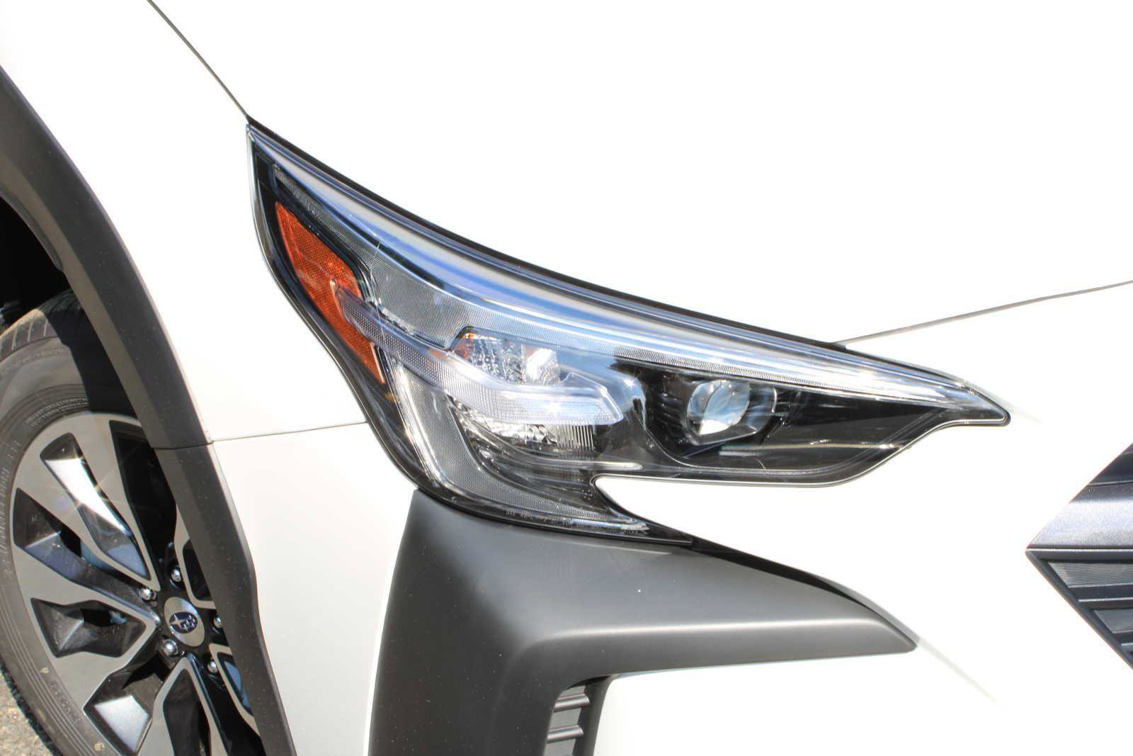 New 2025 Subaru Outback Limited image 2