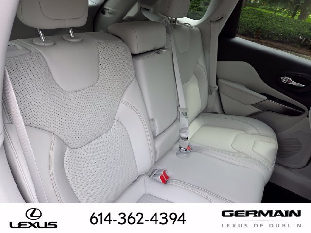 Used 2021 Jeep Cherokee Latitude Lux w/ Trailer Tow Group AWD/4WD image 30