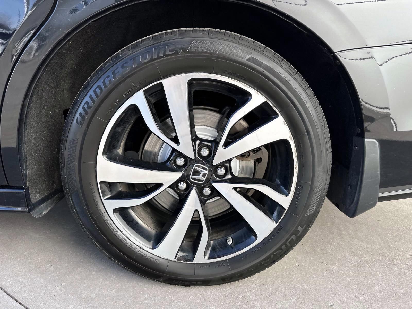 Used 2019 Honda Odyssey Elite image 10