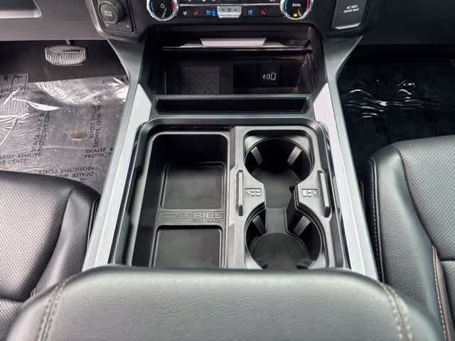 Used 2024 Ford F250 Lariat w/ Black Appearance Package AWD/4WD image 17
