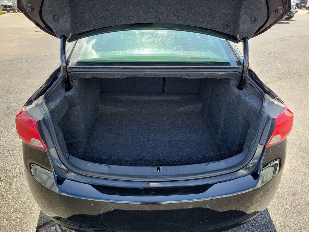 Used 2015 Chevrolet Impala LT FWD image 26